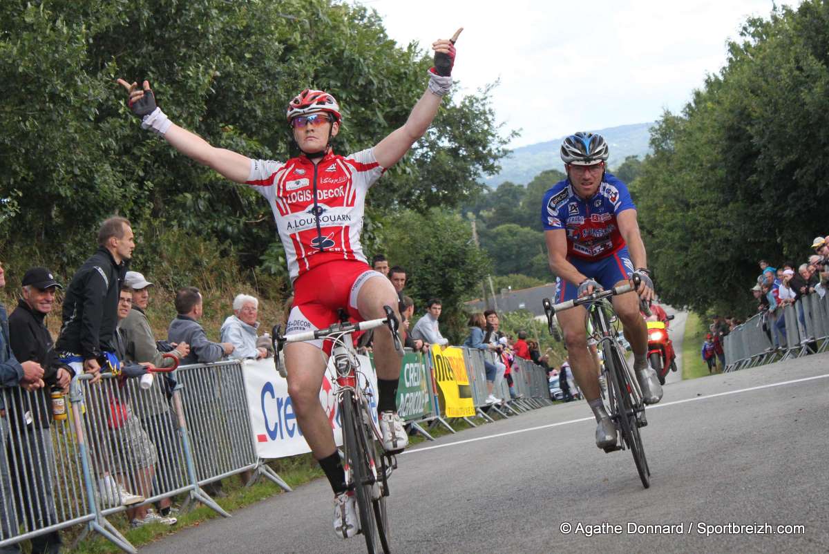 Trophe Jo Velly  Pleyben (29) : le bouquet pour Le Roux