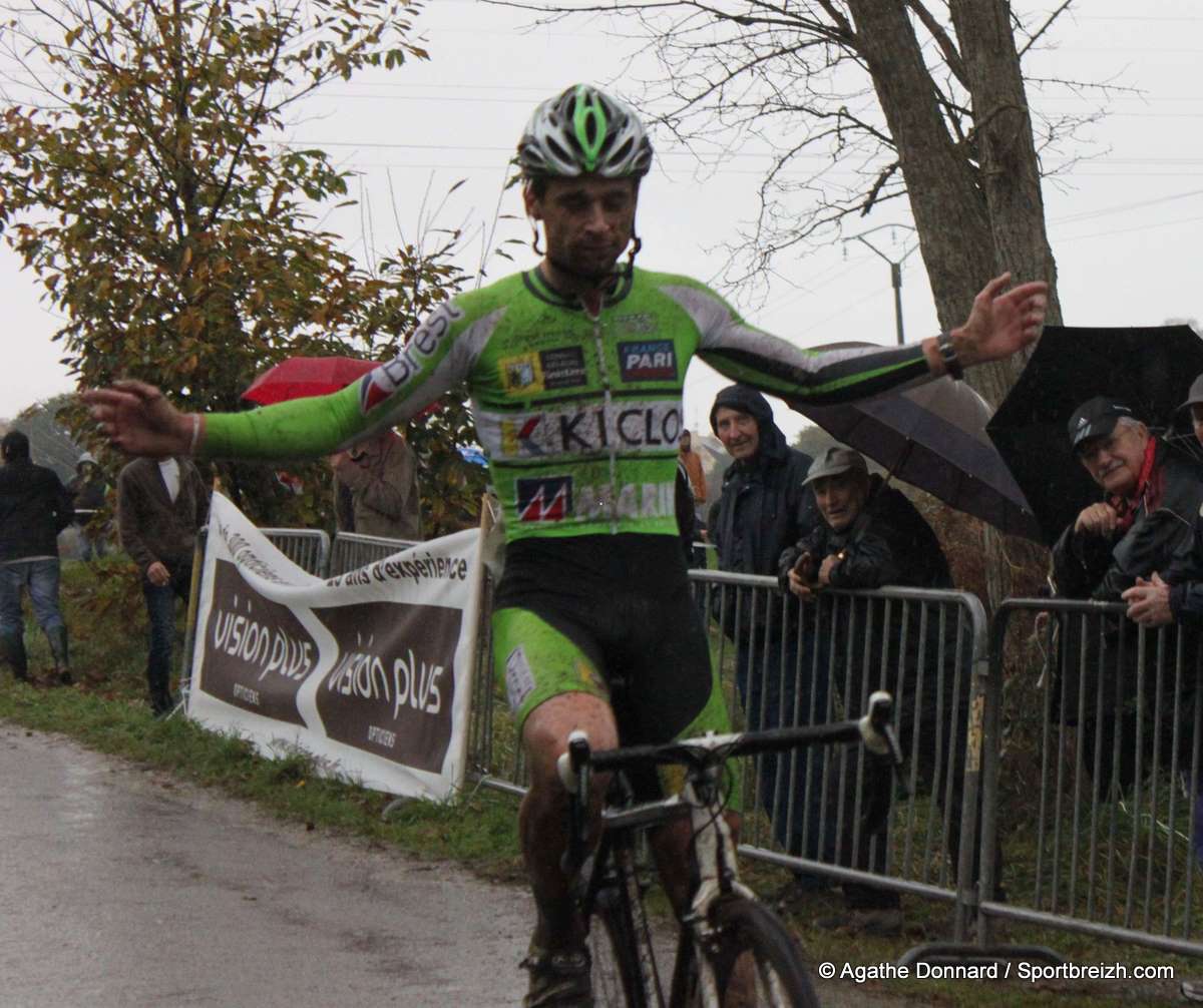 Cyclo-cross de Ploneour-Lanvern (29) - Vendredi 11 novembre 2011