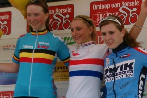 Omloop Van Borsele : Pauline Ferrand Prevot toujours 3me 