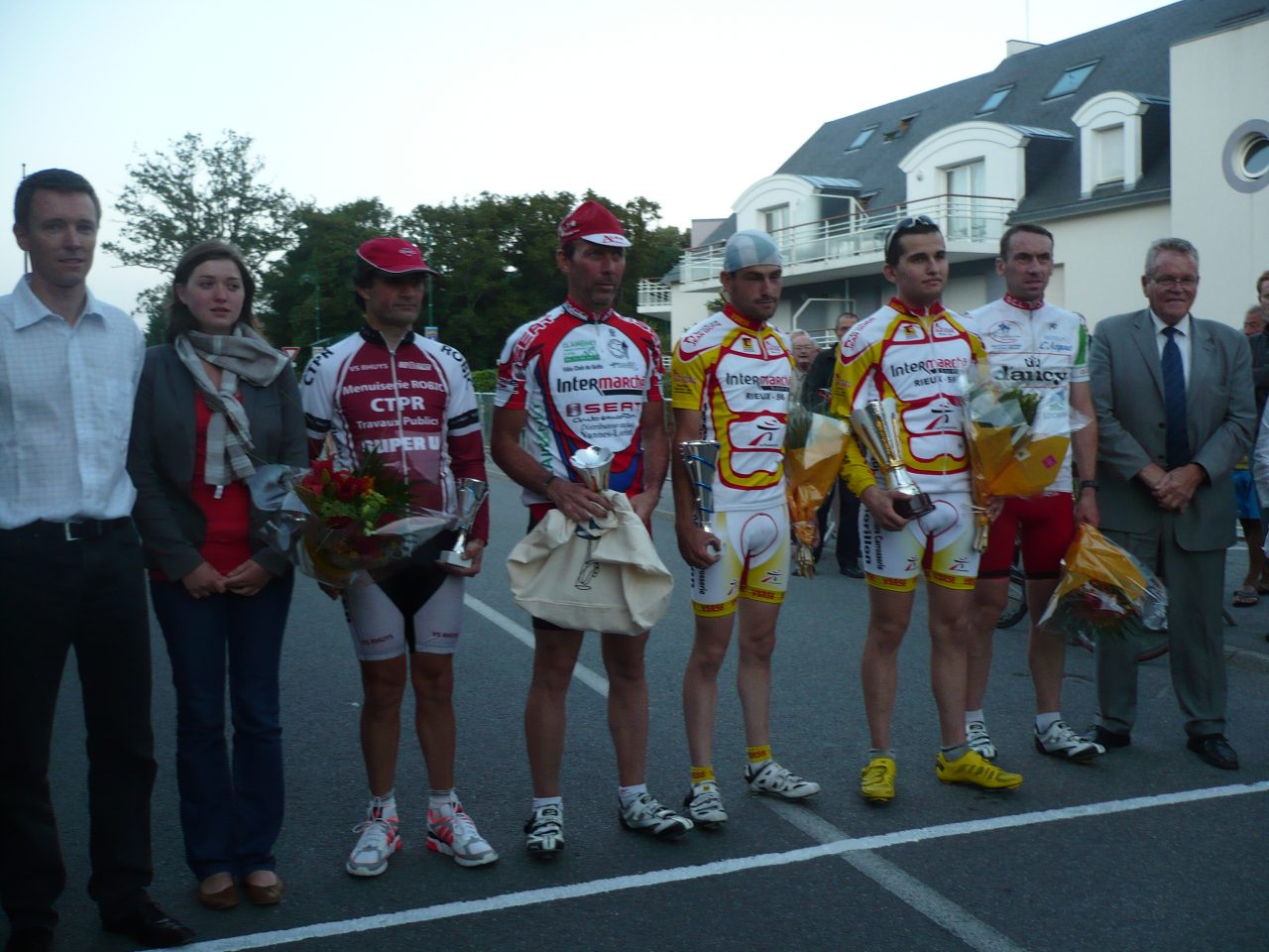 Pass'Cyclisme  Sarzeau (56) : Ollivier s’offre le bouquet.