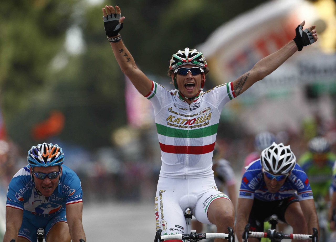 Tour d'Italie: Pozzato devant Voeckler et Pineau 