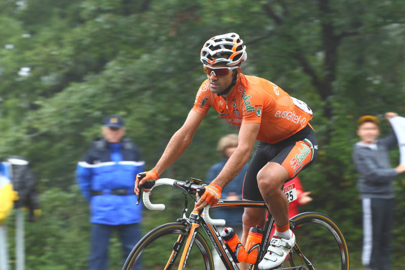 Voeckler toujours en jaune