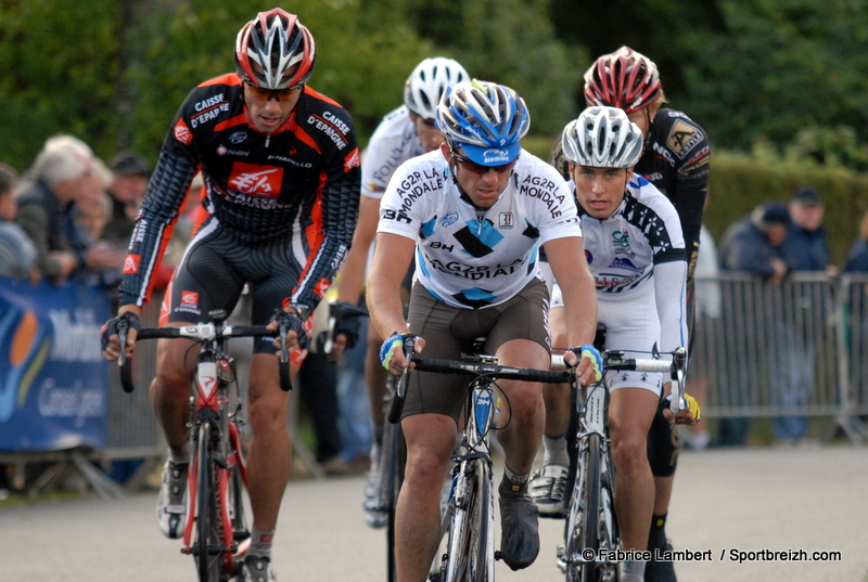 Sbastien Hinault au Qatar et  Oman 