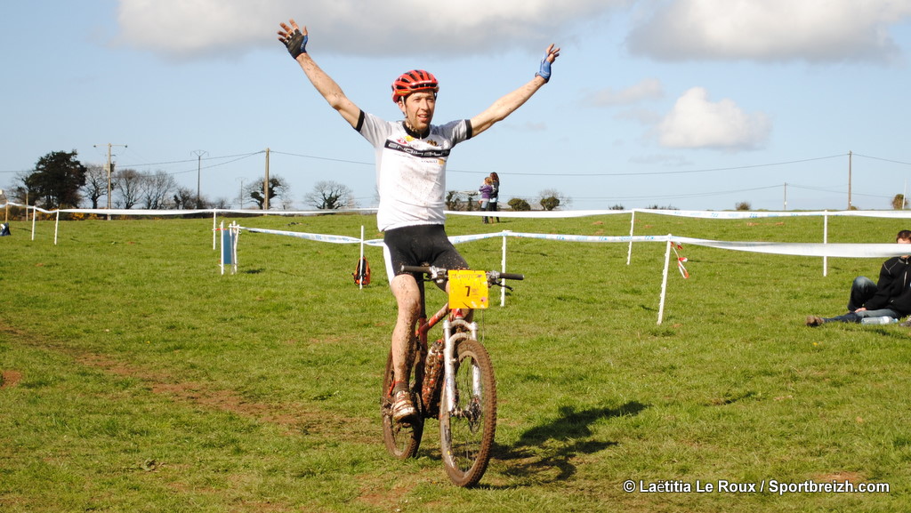 Coupe de Bretagne VTT  Lanarvily: Seb Le Naour fte dignement son anniversaire 