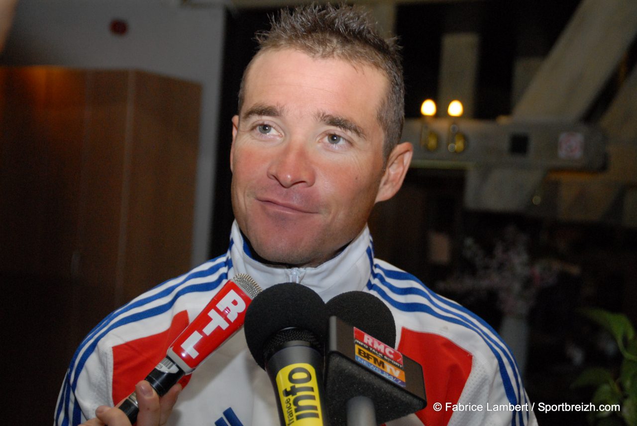 Vlo d'Or Franais : Voeckler devant Bresset