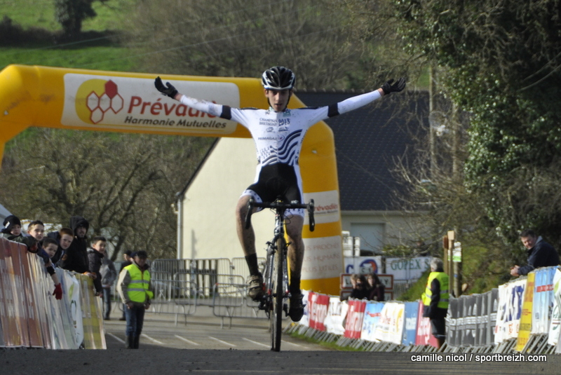 Cyclo-Cross de Lanarvily (29) : Lvque chez les cadets / Gaultier chez les dames