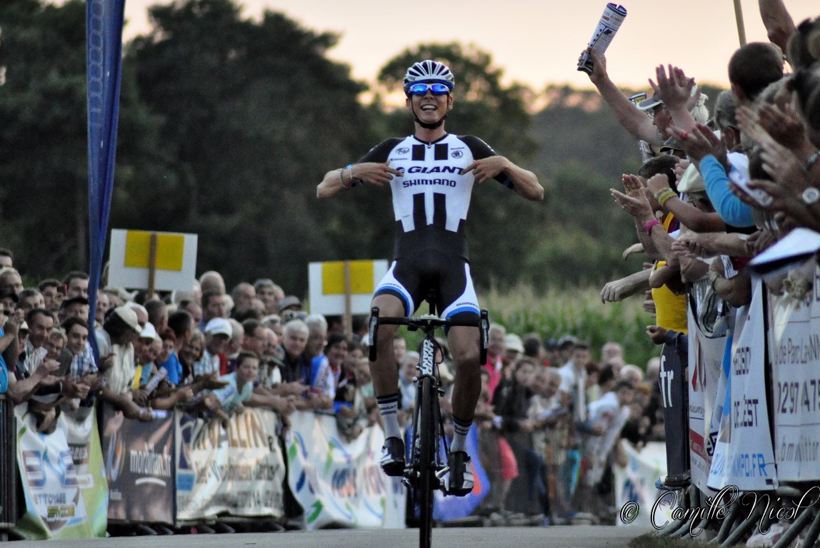 Ronde des Korrigans: Barguil  domicile 