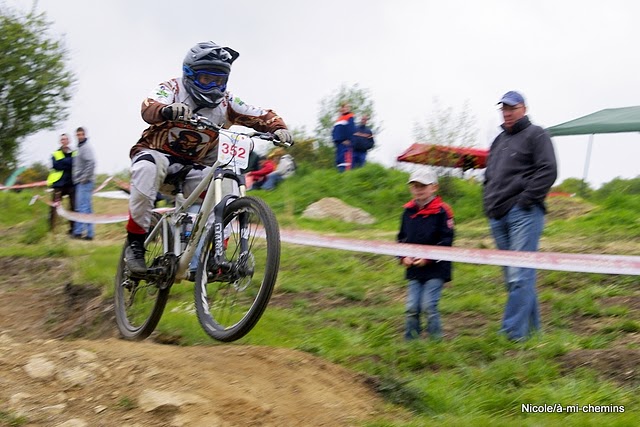 Commana (29) : Coupe de Bretagne de Descente Yoann Marquet Vainqueur