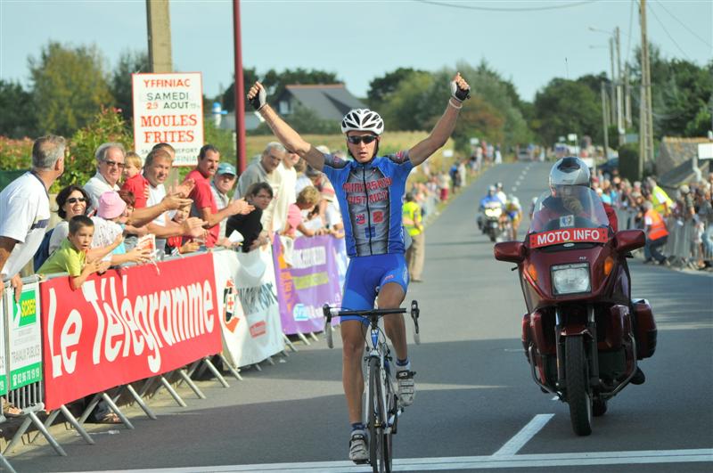 Dimitri SAMOKHVALOV remporte la premire tape de l'Agglo-Tour !