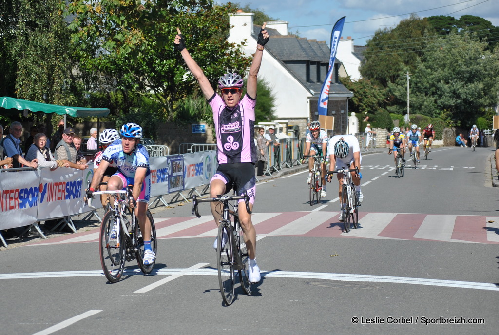 Pass'Cyclisme  Sarzeau (56) : Beurel le plus rapide