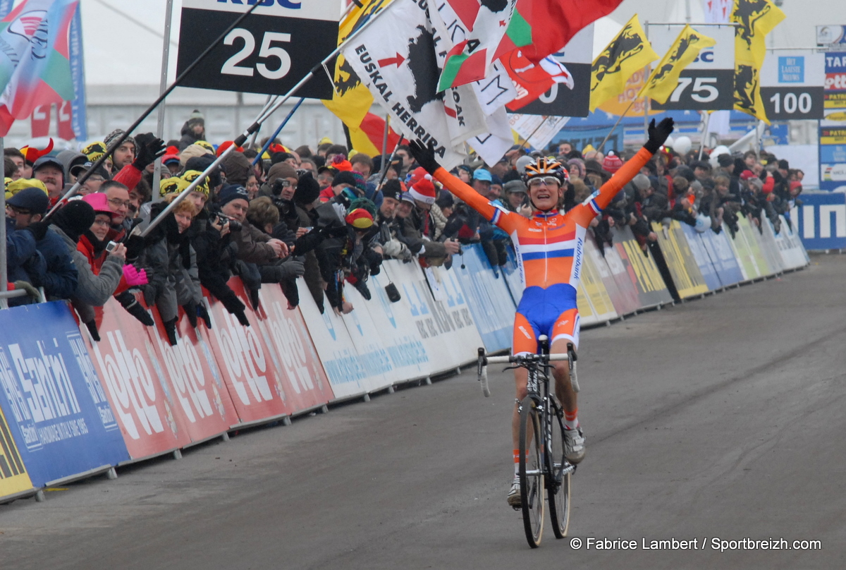 Coxyde - Championnat du Monde Dames de cyclo-cross - Dimanche 29 janvier 2012