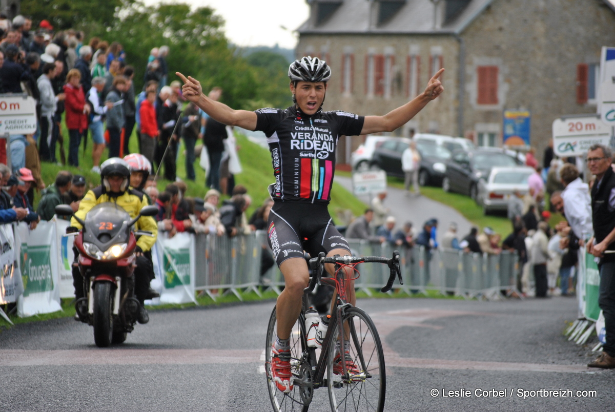 Grand Prix de la Saint-Laurent Espoirs  Montpinchon (50) : Cardis s'impose / Saux 2e 