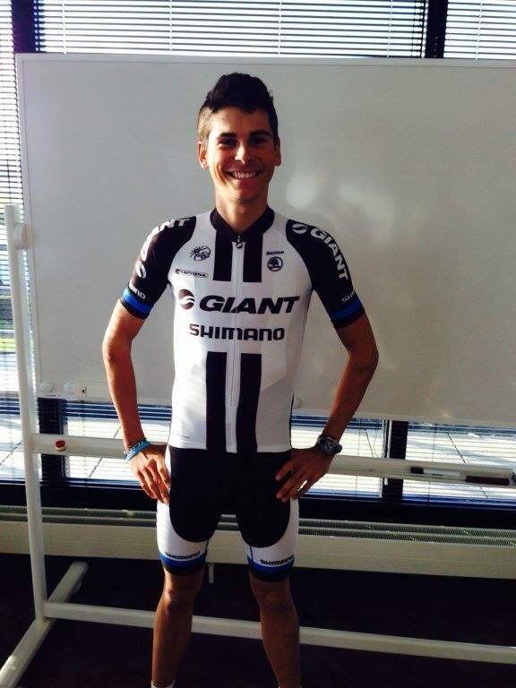 Barguil dvoile son nouveau maillot