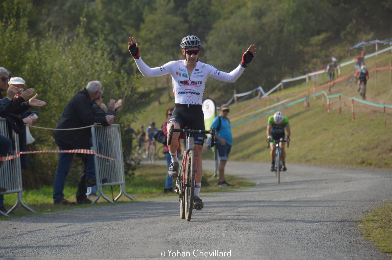 Trophe Rgional de cyclo-cross #1: Boulo devant Priou