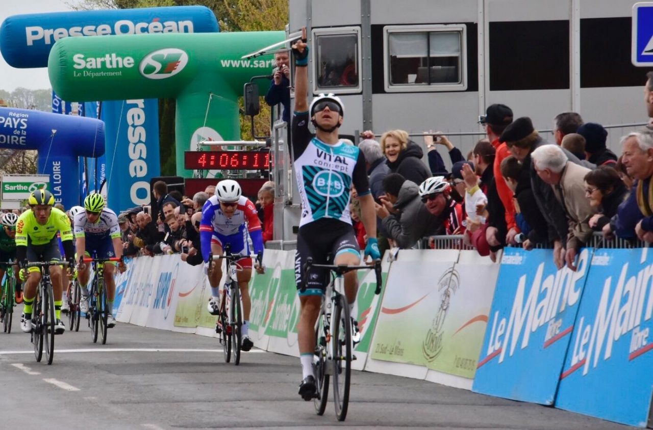 Circuit cycliste Sarthe - Pays de la Loire #2 : Coquard au sprint 