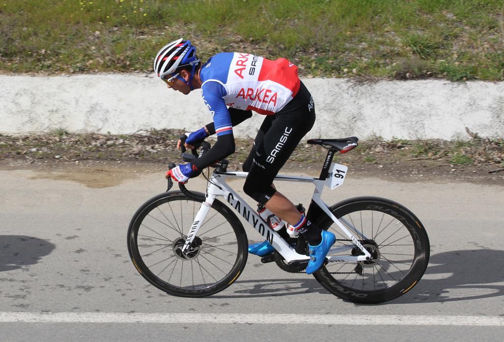 Paris-Nice #1: Barguil hors course