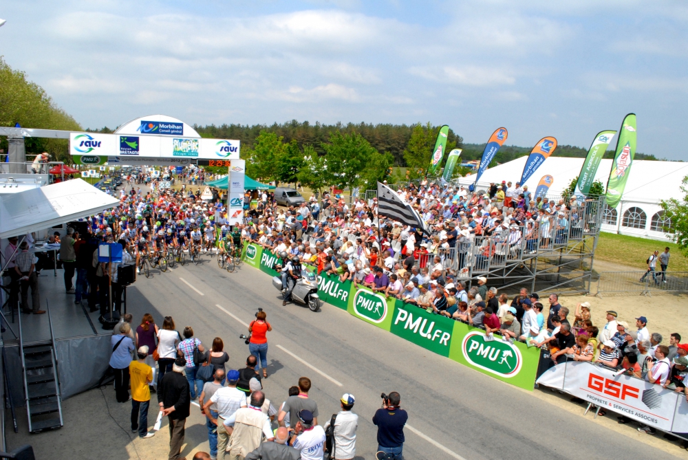 16 quipes au dpart du Grand Prix de Plumelec  