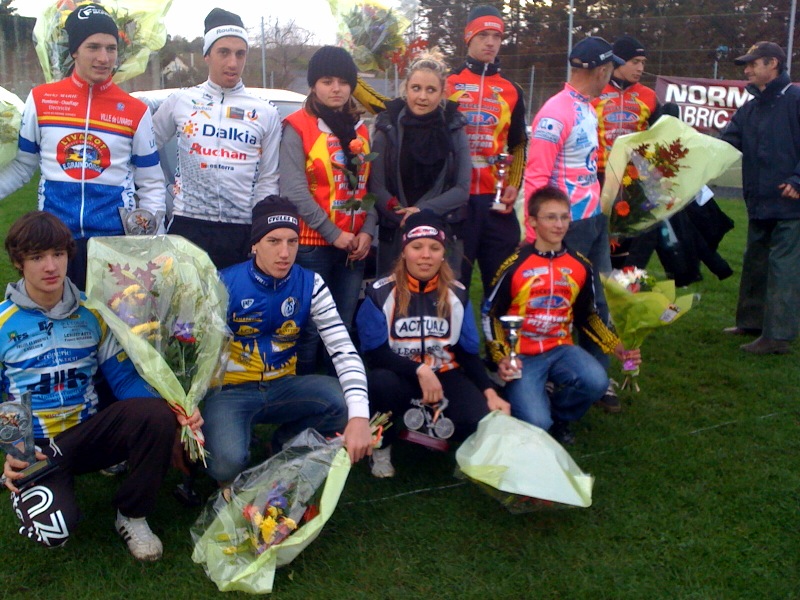 Camille Darcel s'impose au Cyclo-Cross de Port en Bessin (14)