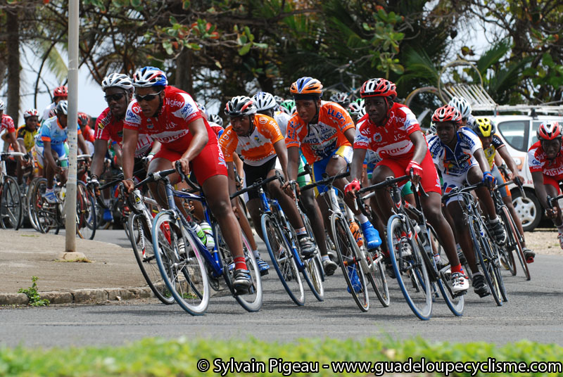 10mes Championnats UCI Elite de la Carabe en Guadeloupe les 23 et 24 octobre 2010