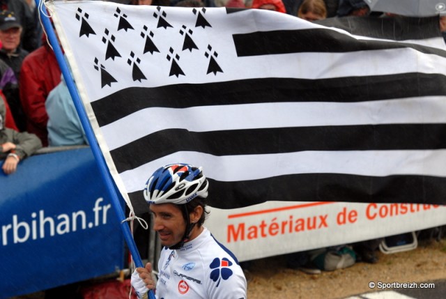 Tour de France : le gwenn-ha-du a trembl !