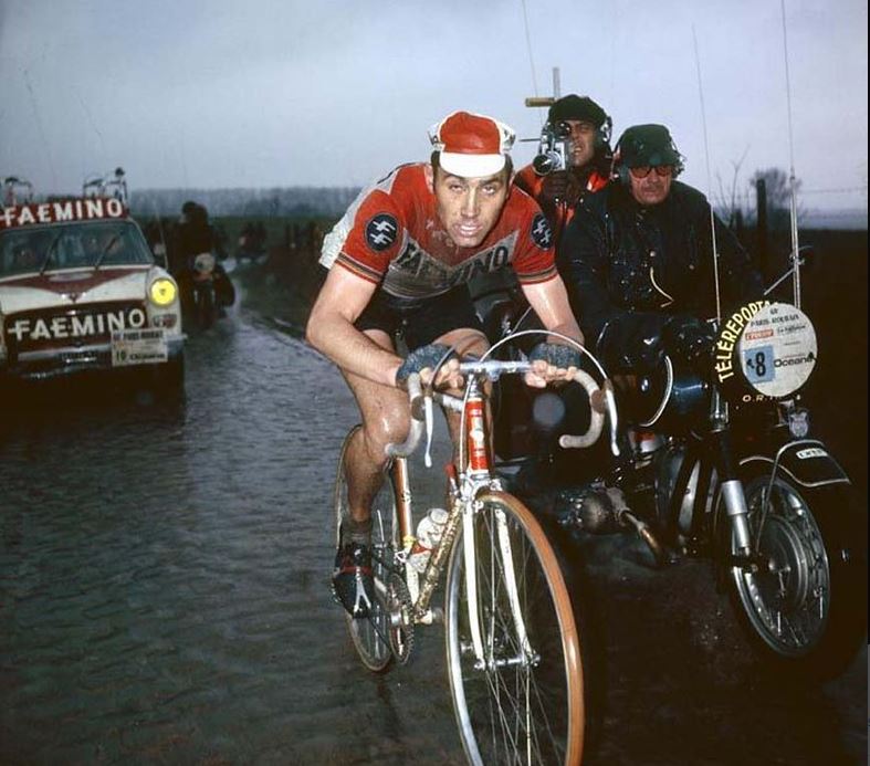 Paris Roubaix 1970: Un second pav pour Merckx  