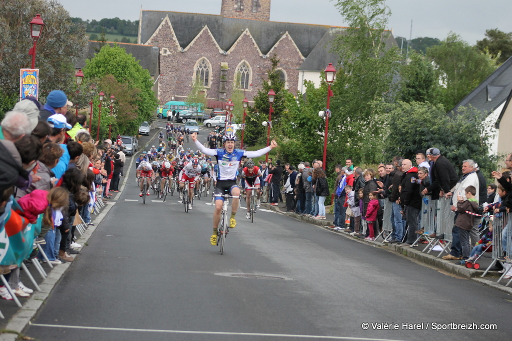 Pass'Cyclisme  Iffendic (35) : Robin et Lefranois 