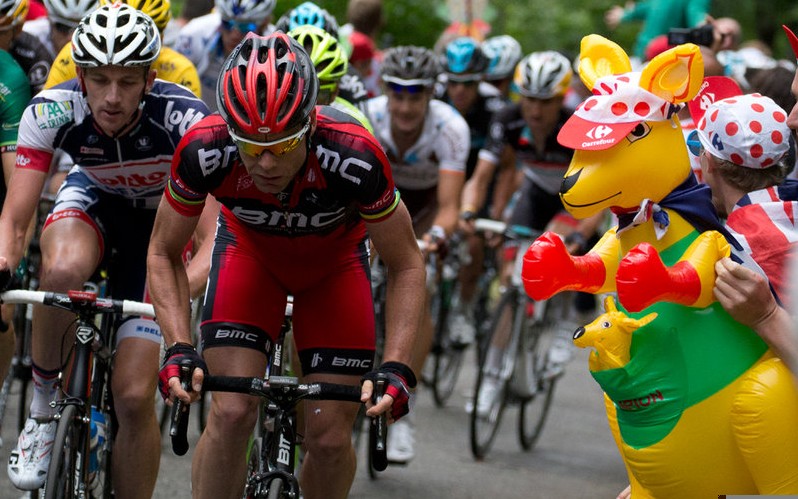 Tour de France avec BMC Racing Team : Evans survit au sabotage d’une tape du tour