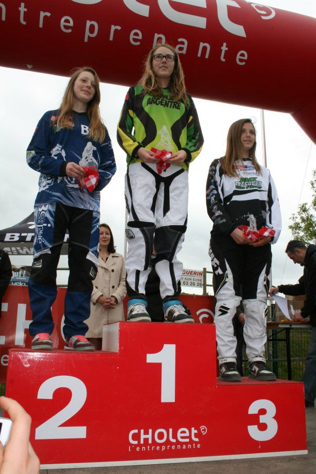 National BMX Nord-Ouest # 2  Cholet (49) : 5 victoires pour Trgueux BMX 