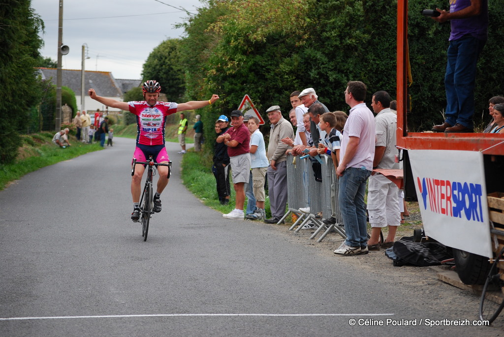 Clouard et Martin laurats  Saint-Trimol (22)