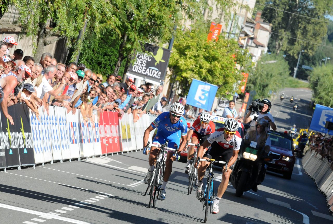 Tour de l'Avenir#1: Dillier s'offre une belle victoire. 
