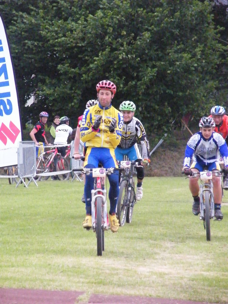 L'hermine Saint Martinoise: victoire  du Team GT Pays des Abers 1 