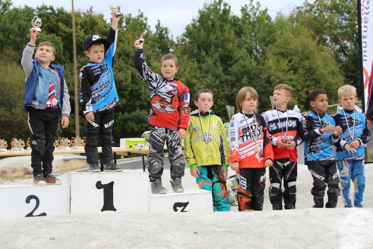 BMX Trgueux: 4 victoires  La Trinit-Suzur (56)