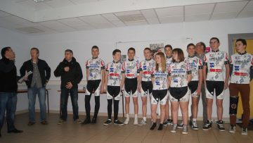 Revue d'effectif au Vloce Vannetais Cyclisme 