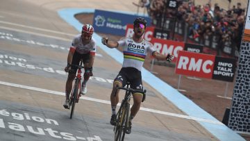 Paris-Roubaix : Sagan avec le maillot Arc-en-ciel !