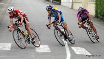 75me GP des Langoustines  Locmiqulic: Victoire de Benot Guimard (VCP Lorient) 