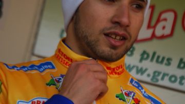 Etoile de Bssges : Bouhanni dgaine le premier 