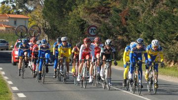 Circuit Mditerranen : Jimmy Turgis coiffe Pierre Henri Lecuisinier.