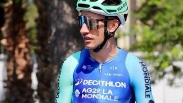 Jeoffrey Bouchard met un terme  sa carrire