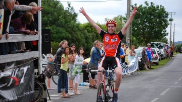 Menguy et Corlay laurats du challenge "Accro Cycles" 