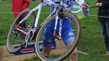 Cyclo-cross de Lanarvily : Jeannesson : "Je progresse"