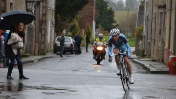 A Travers le pays de Louvign  # 1 : Carnet en solitaire