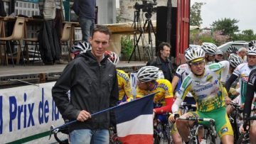 Circuit de la Roche aux Fes : Rouxel ouvre son compteur