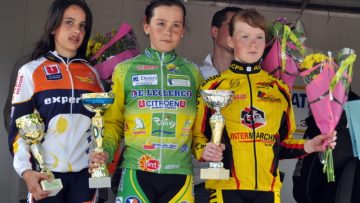 Saint-Thuriau (56) : les Bouquets pour Madouas et Grard