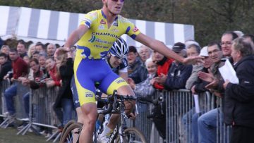 Cyclo-cross de Coueron (44) : Riou, Rival, Cojean et Trhin 