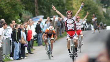 Ronde du Pays de Dinan "Souvenir Thomas Puche" : Lebreton devant Poilvet