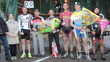 Saint Eutrope en Plougonven (29): les bouquets pour L'Azou et Campion