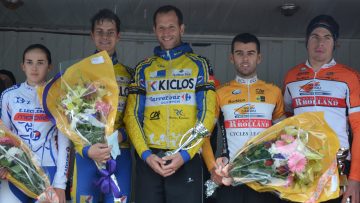 Pont L'Abb (29): Goasguen 1er bouquet en lites 