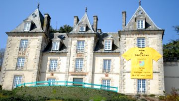 Mr-de-Bretagne toujours en jaune !