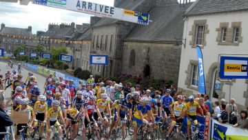 Pass'Cyclisme  Guerlesquin (29) : Kerlouet s'impose