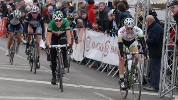 Samyn Dames : Visser devant Cantele / Fournier 29me 